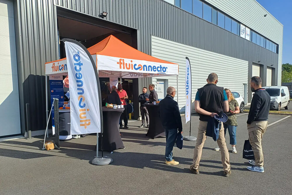 Breakfast and Connections at our Hydroshops